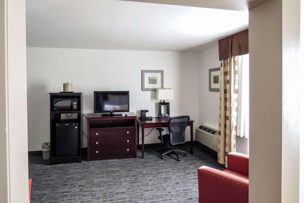 Quality Inn & Suites Эверетт Номер фото