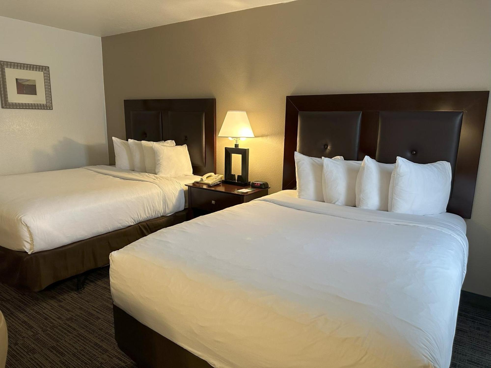 Quality Inn & Suites Эверетт Экстерьер фото