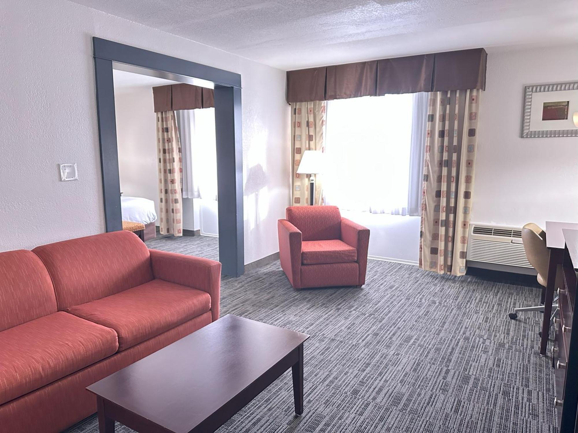 Quality Inn & Suites Эверетт Экстерьер фото