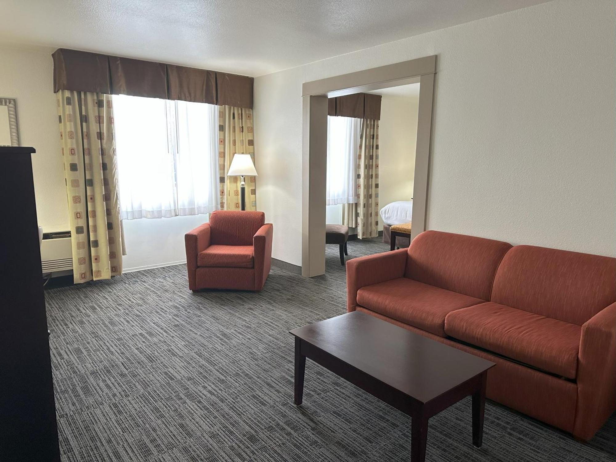 Quality Inn & Suites Эверетт Экстерьер фото
