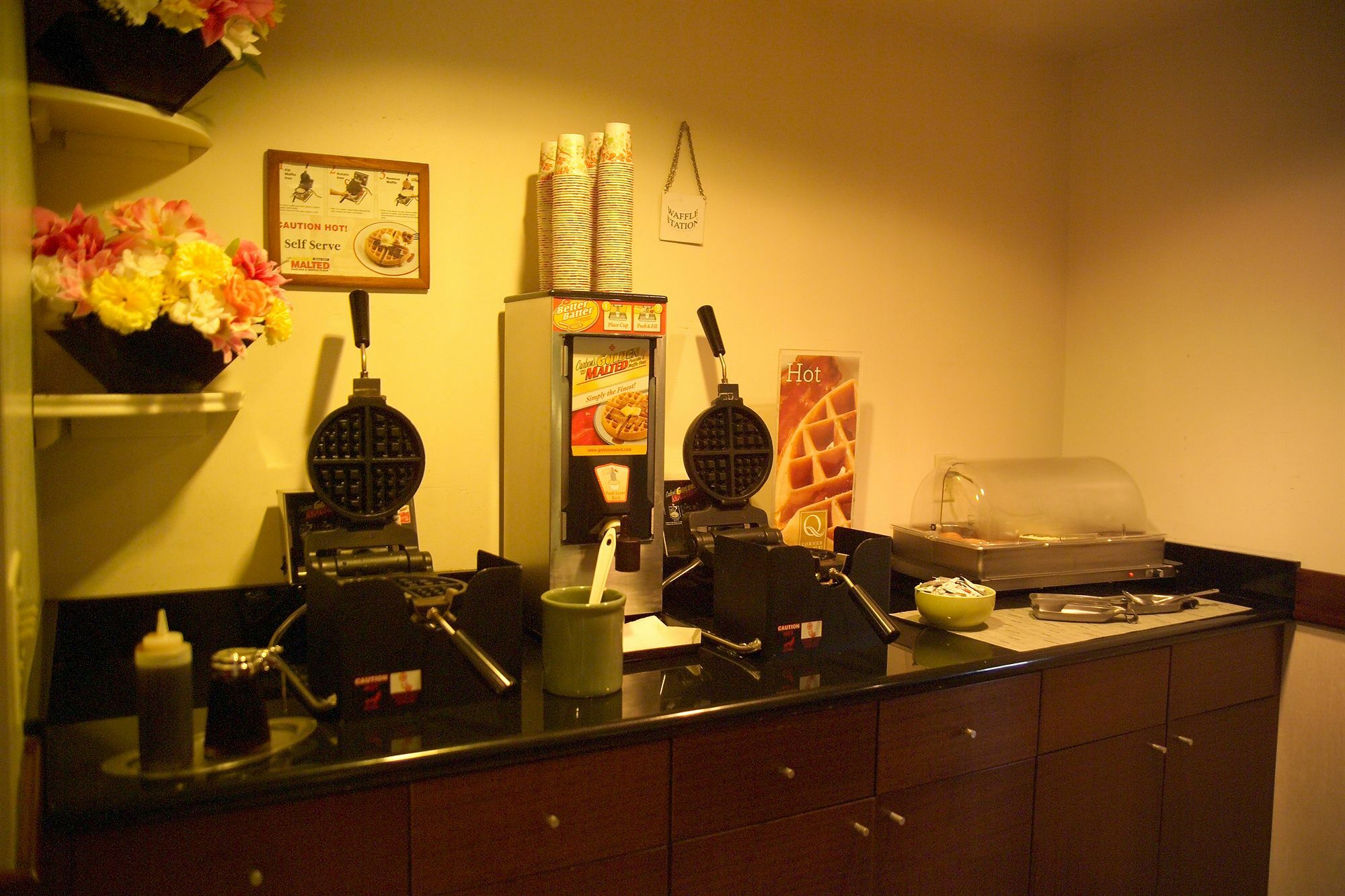 Quality Inn & Suites Эверетт Экстерьер фото